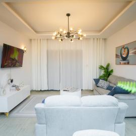 2Bed Apt in Lavington w Pool&Gym，位于Gatunga的酒店