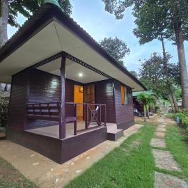 Hillhouse bungalow，位于Ban Bang Bao的酒店