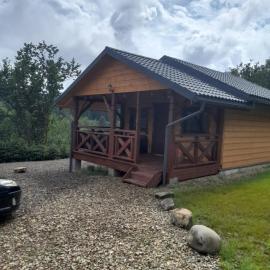 Mały Domek DOMARKA w BIESZCZADACH，位于斯梅瑞克的酒店