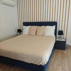 Chambre climatisée cosy Auberge du Manala Hôtel 24-24，位于圣路易的酒店