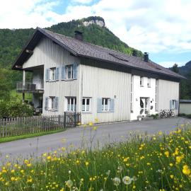 Haus Hirschlitten，位于梅劳的酒店