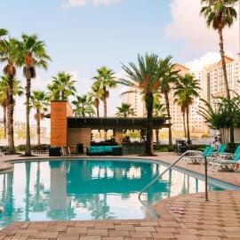 The Point Hotel & Suites，位于奥兰多的酒店