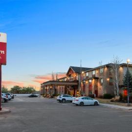 Best Western Plus Landmark Hotel，位于Ballard的酒店