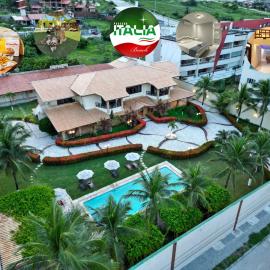 Hotel & Pousada Italia Beach - Porto Das Dunas，位于阿奎拉兹的酒店