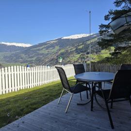 Tiny House Lodges Zillertal，位于Unterberg的酒店