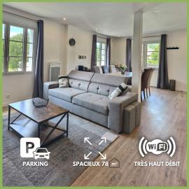 Superbe, T3 spacieux 78 m2, Neuf, Parking, Balcon，位于Gerde的酒店