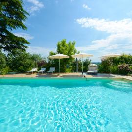 Agriturismo TENUTA MONTEGRANDE，位于San Salvatore Monferrato的酒店