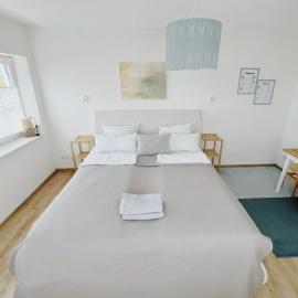 Private Zimmer in Neubau Familienhaus，位于阿尔斯费尔德的酒店