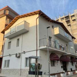Wave House，位于蒙特西尔瓦诺的酒店