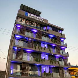 LONGVIEW HOME-STUDIOS，位于特皮克的酒店