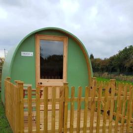 Green Dragon Pod - Sleeps 2 & Parking