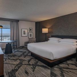 Sheraton Albuquerque Airport Hotel，位于阿尔伯克基的酒店