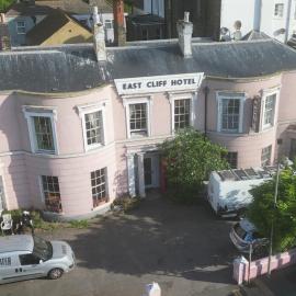 East Cliff Hotel，位于多佛尔的酒店