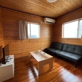 閑静な立地 繁華街とコンビニ バス停徒歩圏内 奄美 Guest House iroha 1日1組 2025年5月 Open Quiet Location Near Downtown One Group Per Day，位于奄美的酒店
