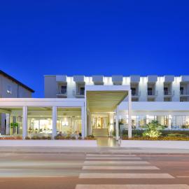 Hotel Serenella,位于阿格罗波利的酒店