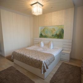 Hotel Poarta Transilvaniei,位于比斯特里察的酒店