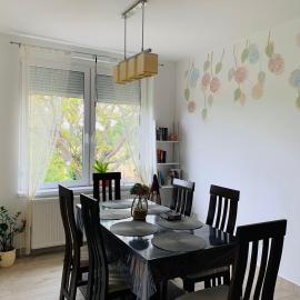 Hortenzia Vendégház Mór，位于莫尔的酒店