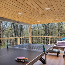 Charming Retreat Walking，位于Tannersville的酒店