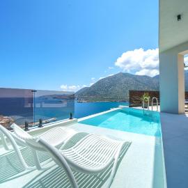 Sun Bliss Villa, wrapped in blue
