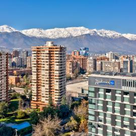 Radisson Blu Plaza El Bosque Santiago,位于圣地亚哥的酒店