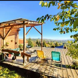 Tiny House Retreat Bran，位于布朗的酒店