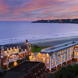 Newport Beach Hotel & Suites，位于米德尔敦的酒店