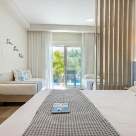 Akti Liakada Hotel,位于基拉奇尼的酒店