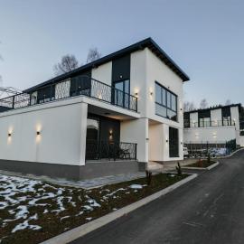 Tarcin Luxury Villas