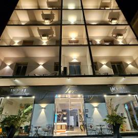 Hotel TEA - Praia a Mare，位于普拉亚·阿马勒的酒店