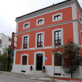 Puente Romano，位于坎加斯-德奥尼斯的酒店