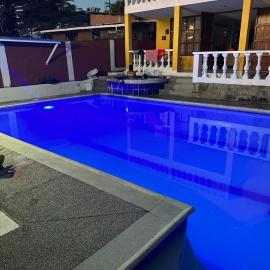 Casa de descanso con piscina Chachagüi，位于Chachagüí的酒店