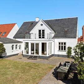 Nice Home In Løgstør With Wifi，位于Løgstør的酒店
