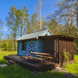 Private tinyhouse - Blue House，位于Lõupõllu的酒店