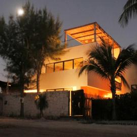 Casa Hood By the Sea，位于奥尔沃克斯岛的酒店