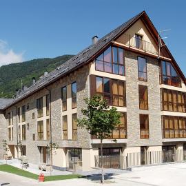Aparthotel Nou Vielha，位于维耶拉的酒店