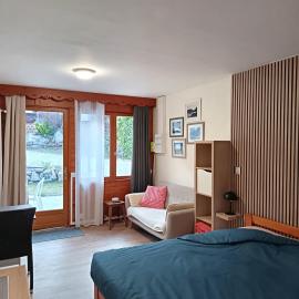 Les Chalets d'Arlos，位于Arlos的酒店