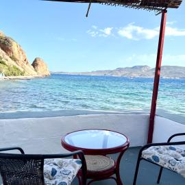 Manousos Fisherman's House，位于Schinopi的酒店
