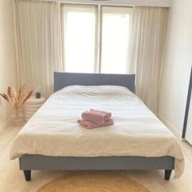 Tomorrowland Rooms - Rumst - 5 min to Boom，位于Rumst的酒店