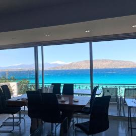 Salamina Blue Horizon House，位于Eantio的酒店