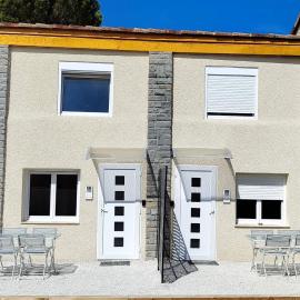 Studio climatisé dans une propriété calme，位于迪涅莱班的酒店