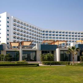 Dusit Ajman Resort & Villas，位于阿吉曼的酒店