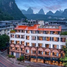 Yangshuo Lisa Boutique Hotel -- Central City & 8 min to West Street & 6 min to Li River，位于阳朔的酒店