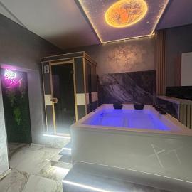 Wellness Suite Essen mit Whirlpool & Sauna，位于埃森的酒店