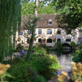 Egypt Mill Hotel and Restaurant，位于内尔斯沃思的酒店