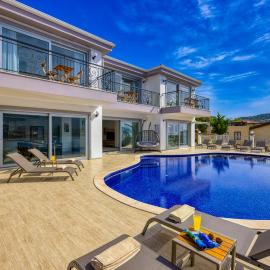 Villa Grand Sunset, Kas Peninsula, Kas, Antalya，位于卡斯的酒店