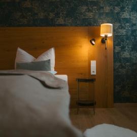Hotel Poellners 20 min von München Hbf，位于Petershausen的酒店