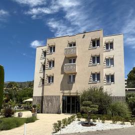 Best Western PLUS Elixir Grasse，位于格拉斯的酒店