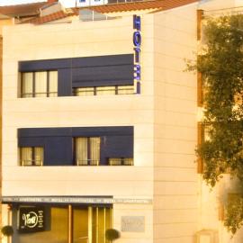 Hotel Verti，位于Corró de Vall的酒店