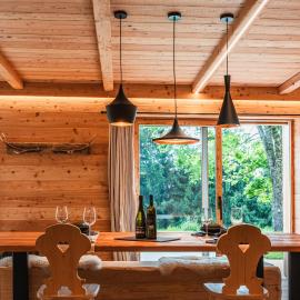 Hideaway Chalet Porona，位于莱德罗的酒店