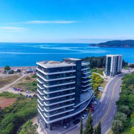 Bellemond Hotel & Residences，位于布德瓦的酒店